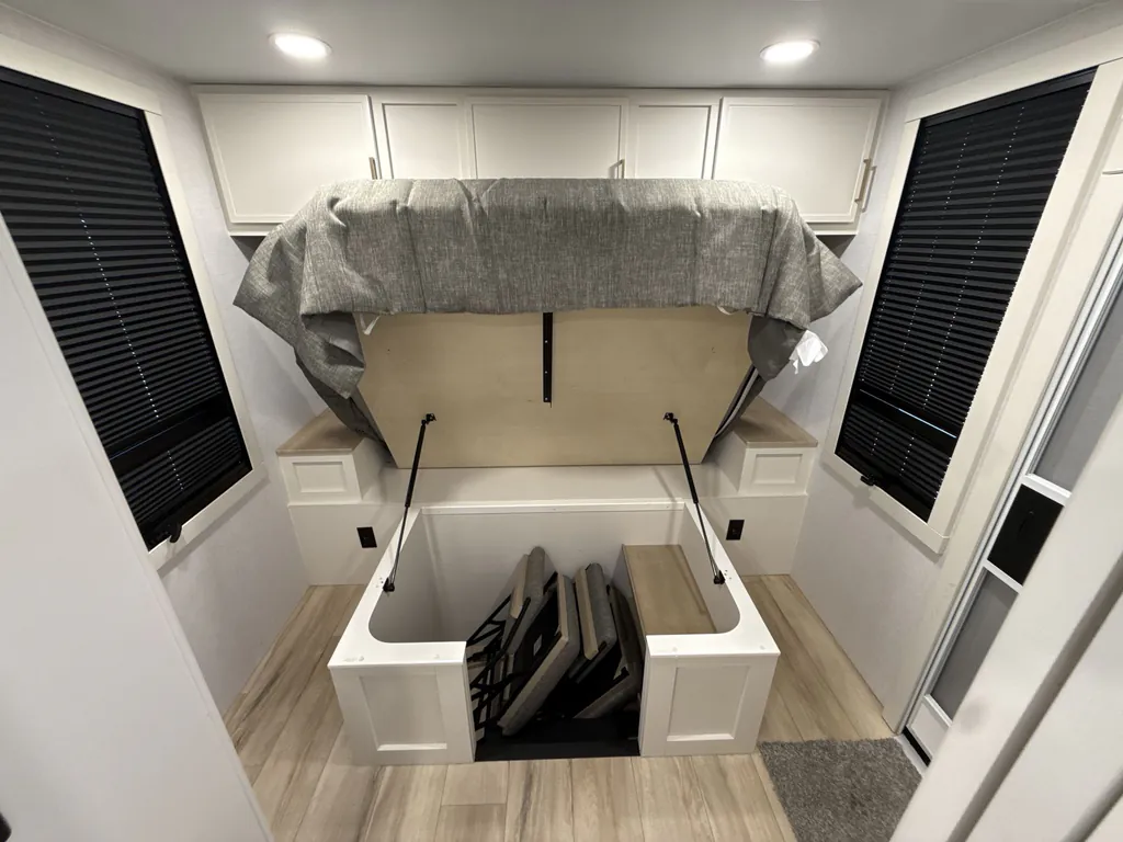 2026 Brinkley Model I 294, Photos photo 19