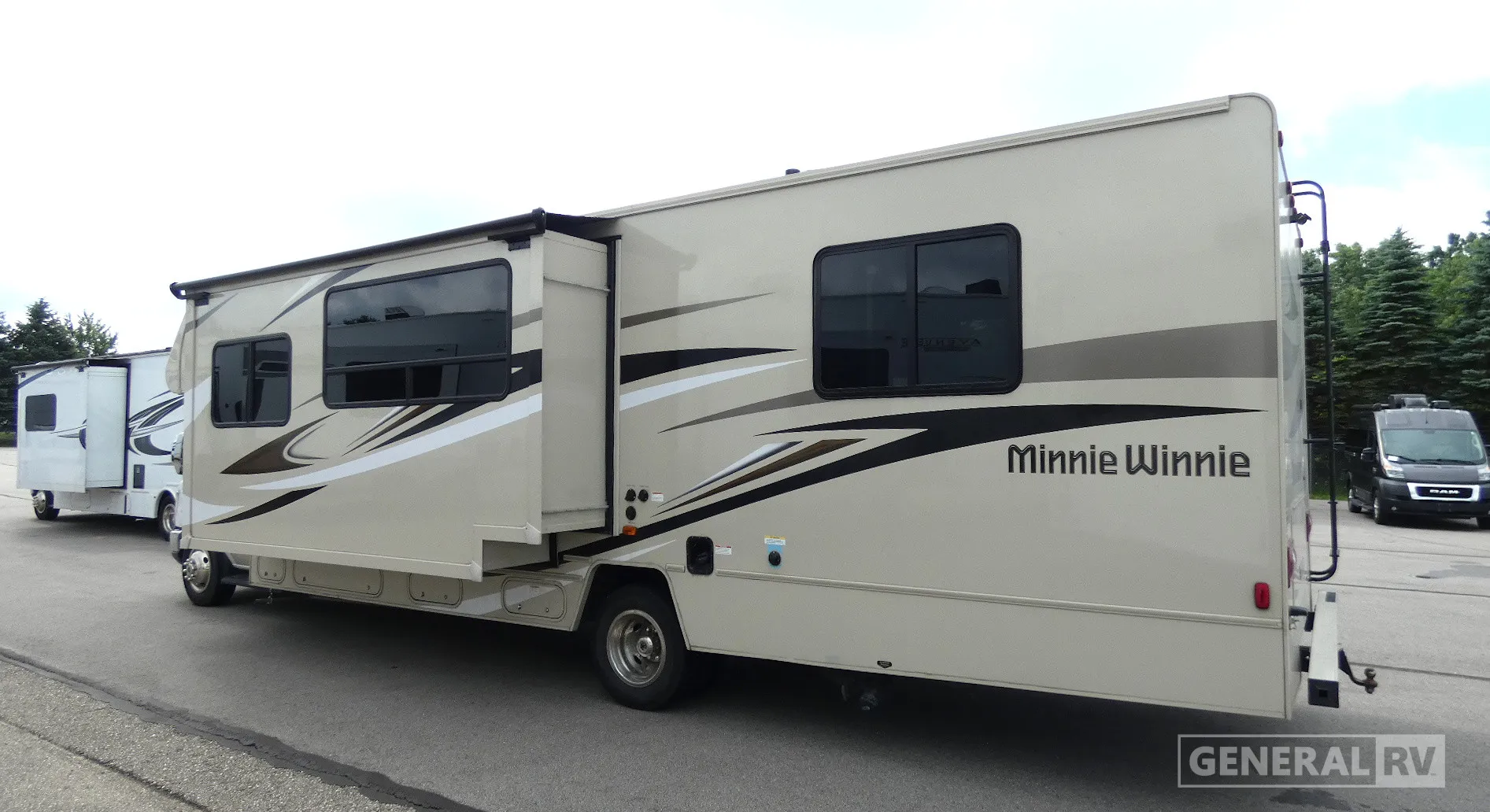 2020 Winnebago Minnie Winnie 31K - Photo 4