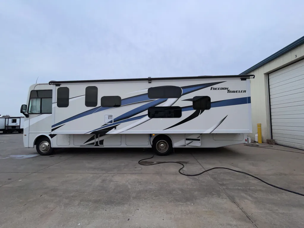 2024 Thor Motor Coach Freedom Traveler A32, Photos photo 5