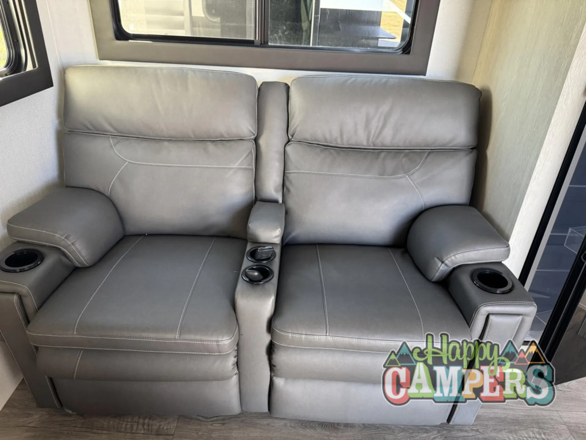 2025 Shasta RVs i-5 Edition 526RBS - Photo 4