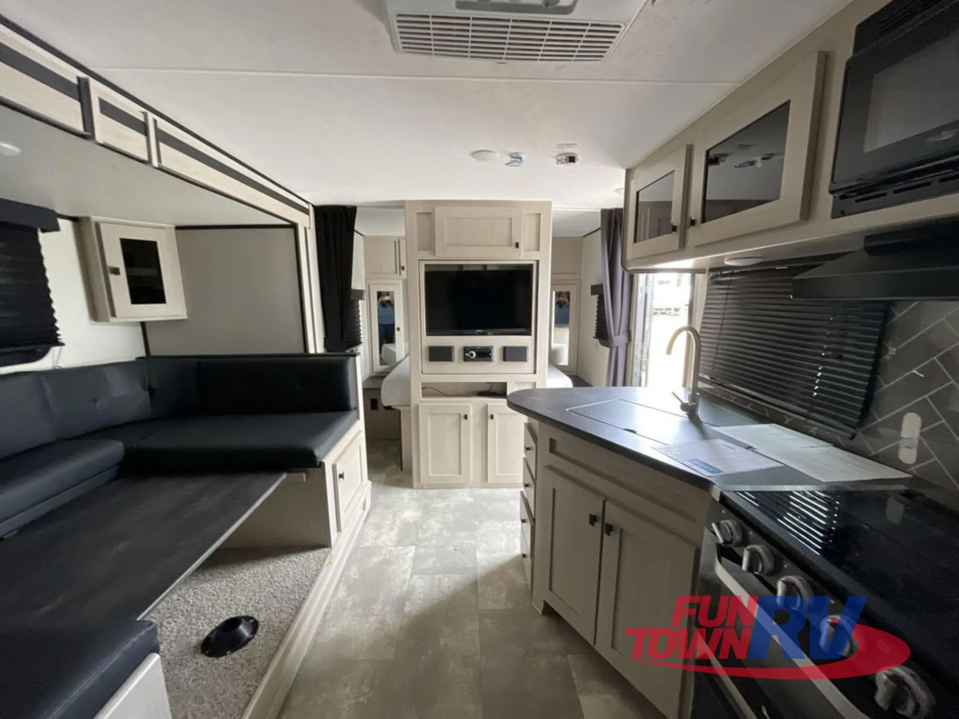 2023 Coachmen Apex 215RBK - Photo 3