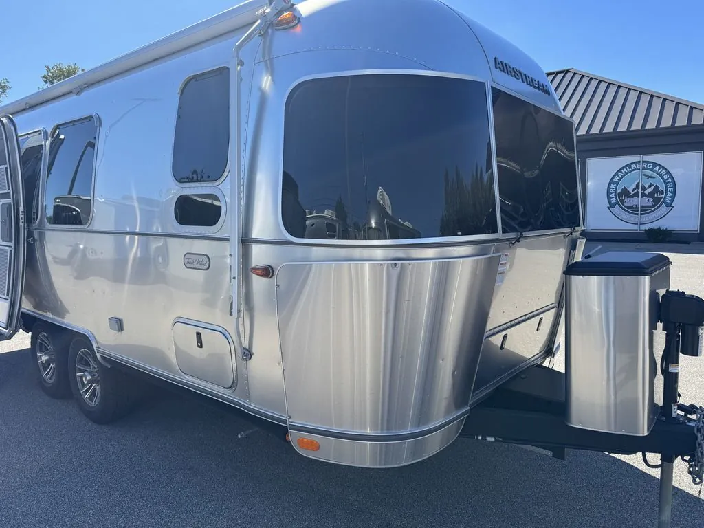 2025 Airstream Trade Wind 23FB - Photo 2