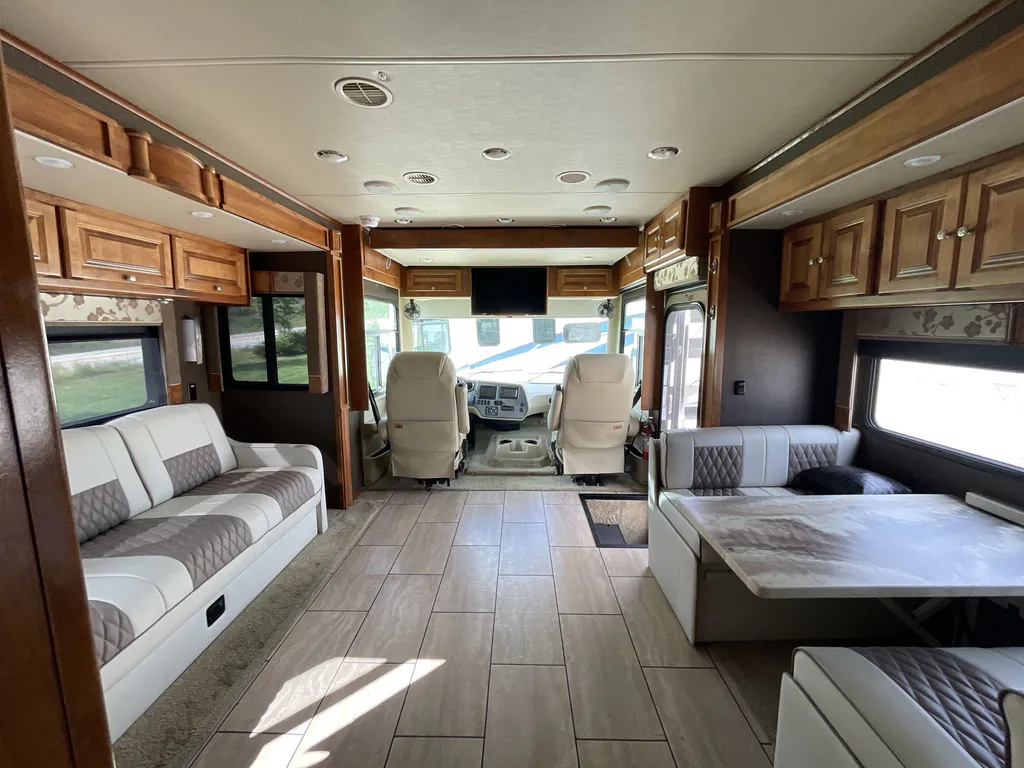 2016 Tiffin Open Road Allegro 34 PA, Photos photo 2