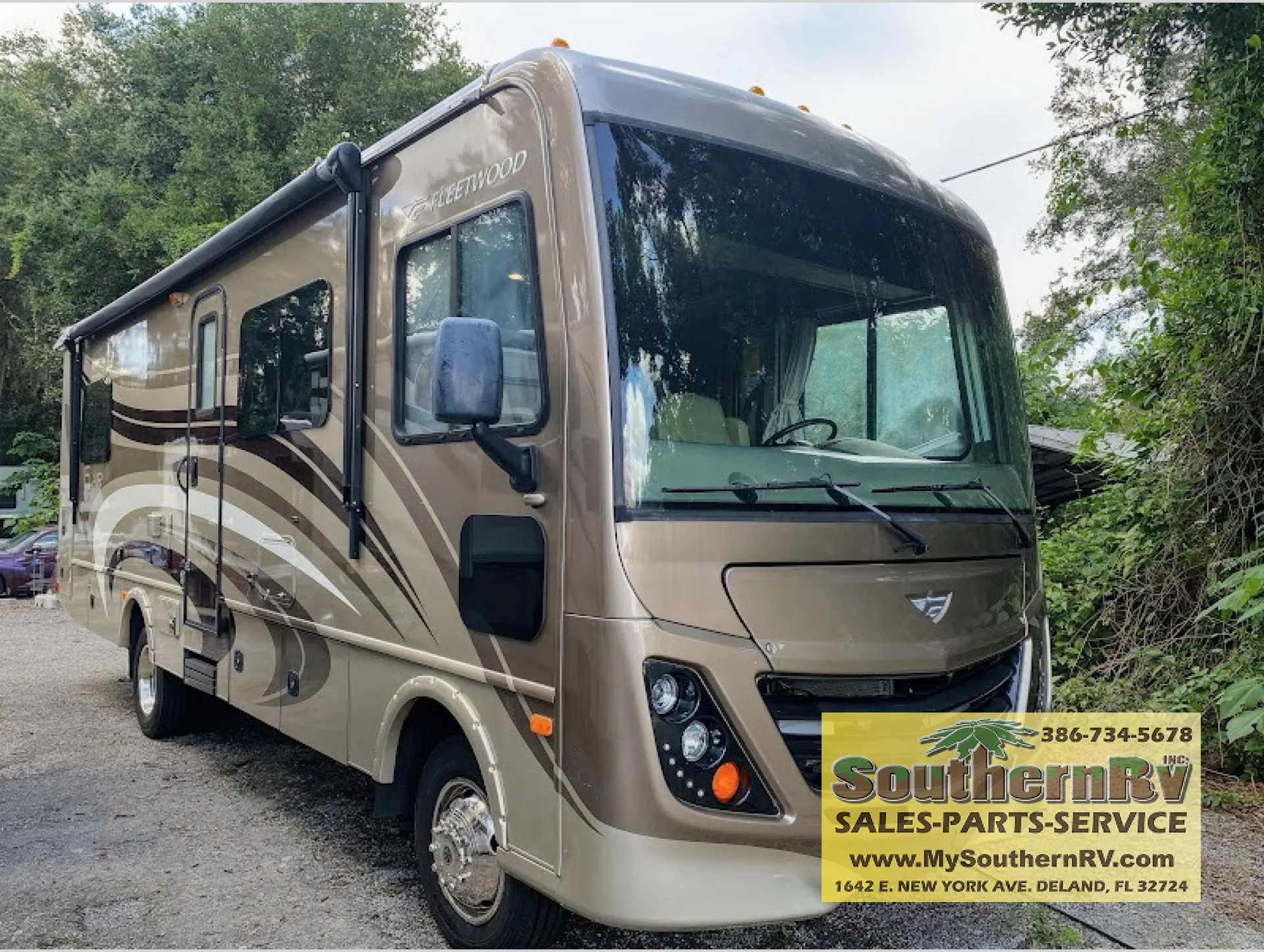 2016 Fleetwood Flair 29T - Photo 2