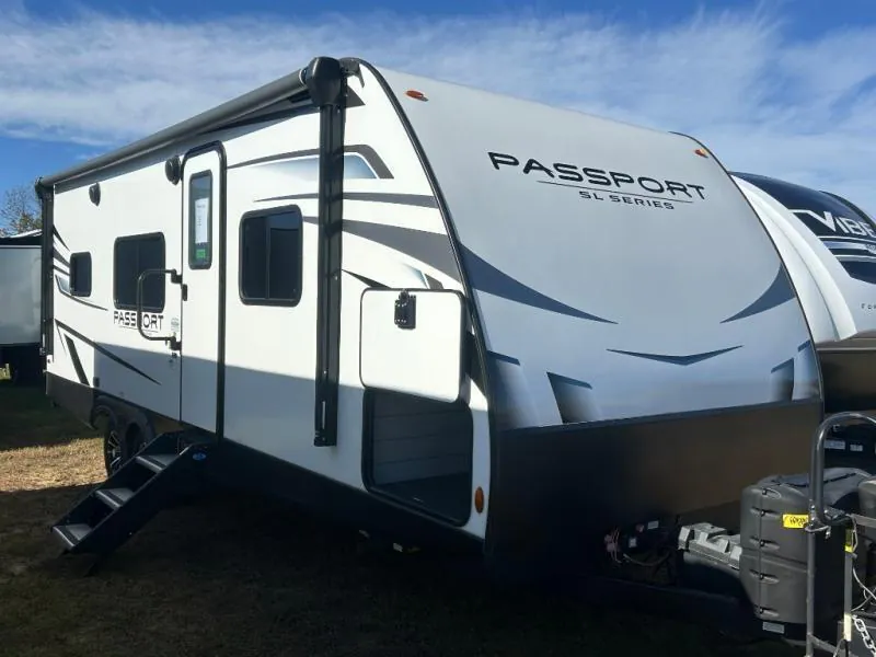 2023 Keystone Passport SL 229RK - Photo 2