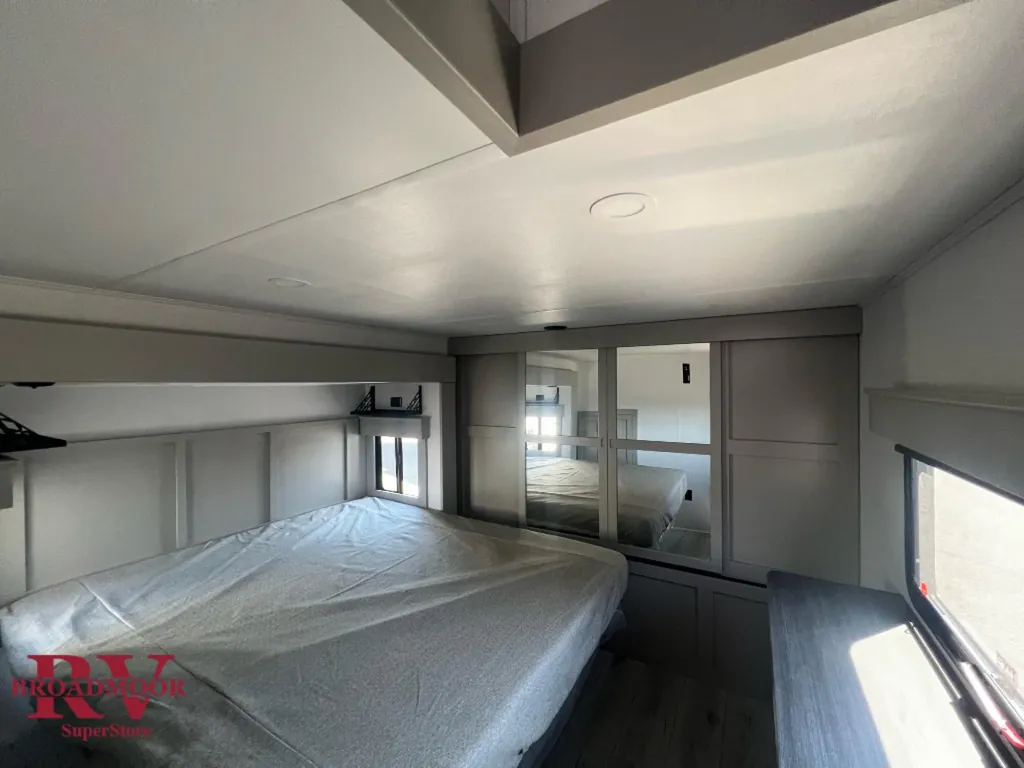 2026 Keystone Montana High Country 377FL, Photos photo 17