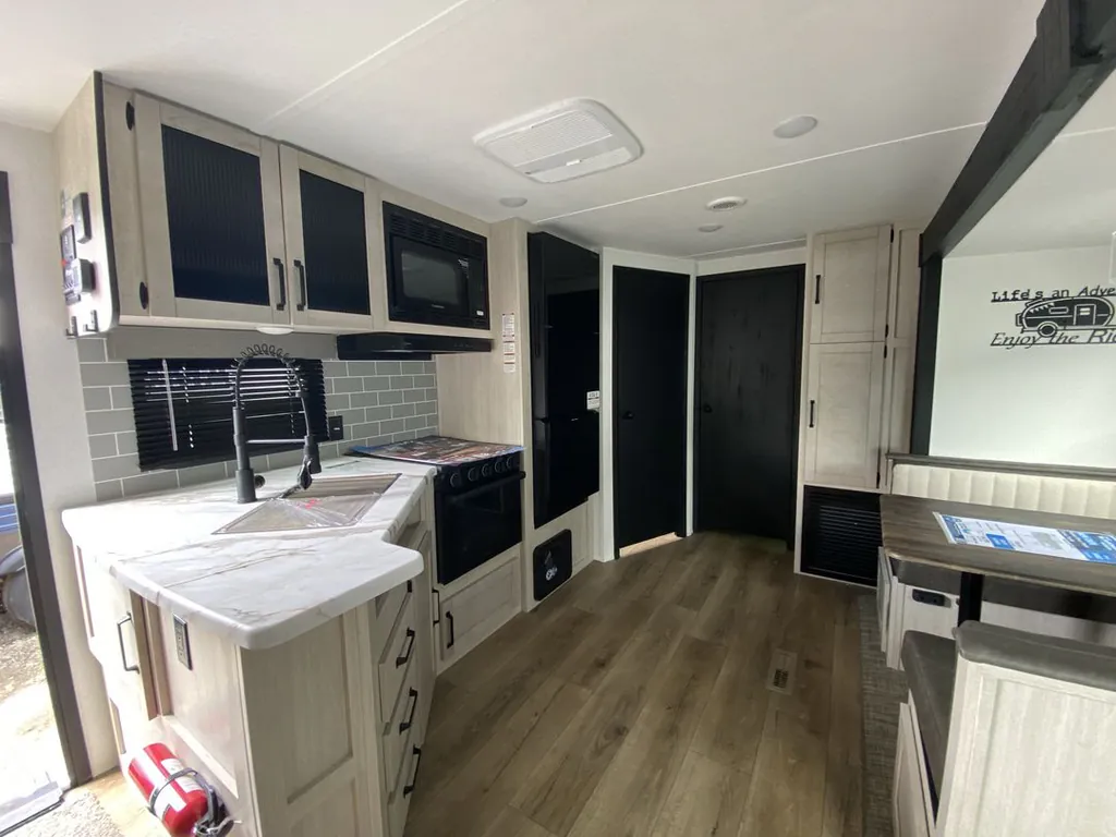 2026 Forest River Puma 32BHQS, Photos photo 5