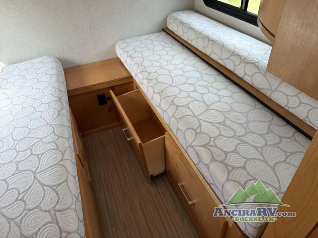 2018 Tiffin Wayfarer 24 TW, Photos photo 14