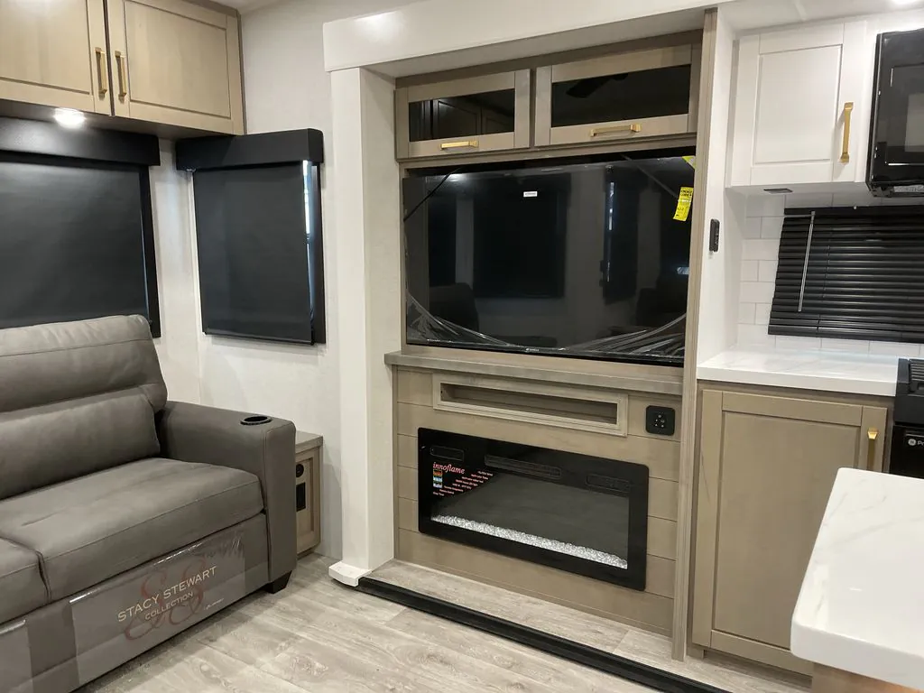 2026 Jayco Eagle 321RSTS, Photos photo 13
