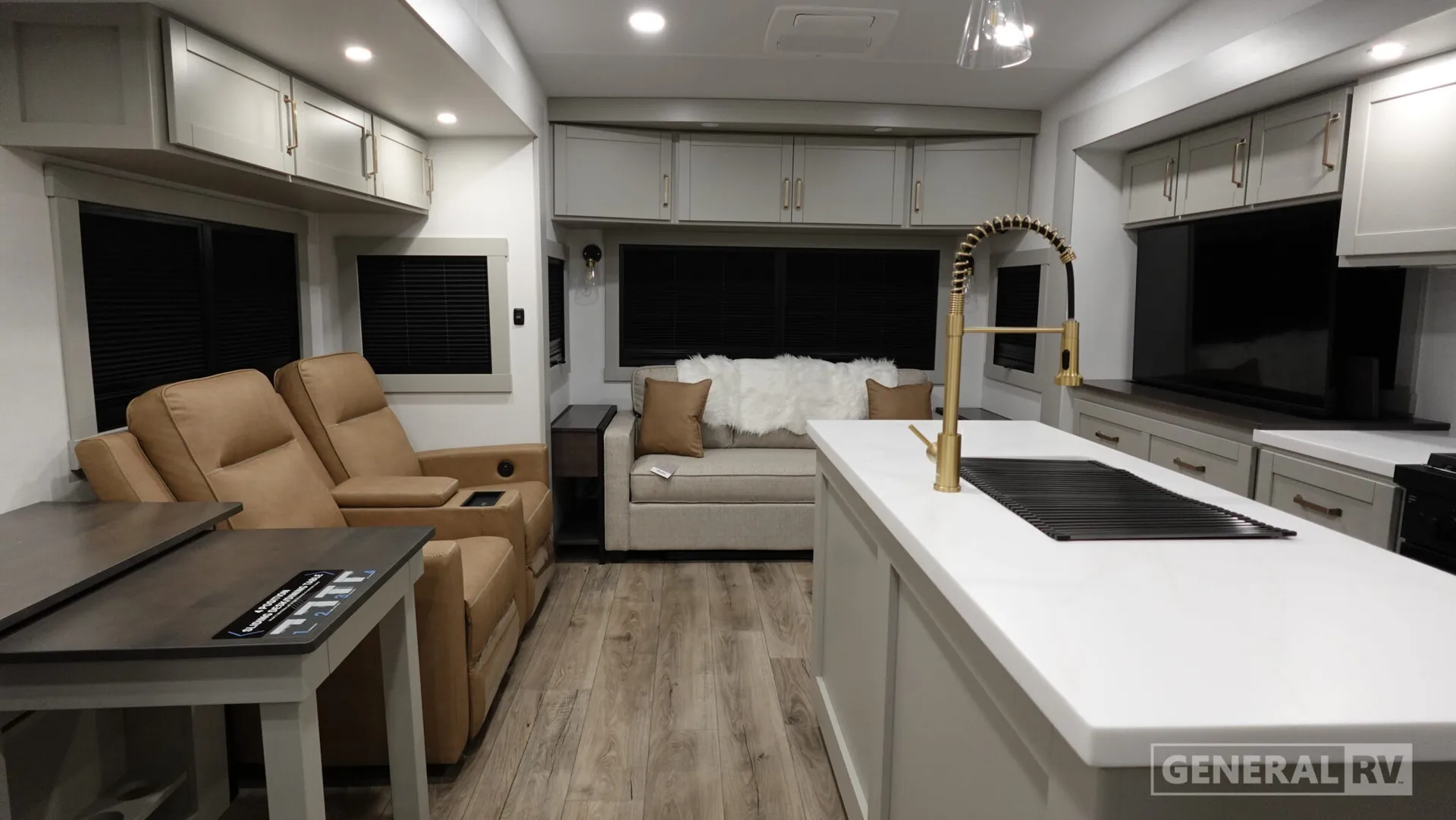 2026 Brinkley Model Z 3100 - Photo 3