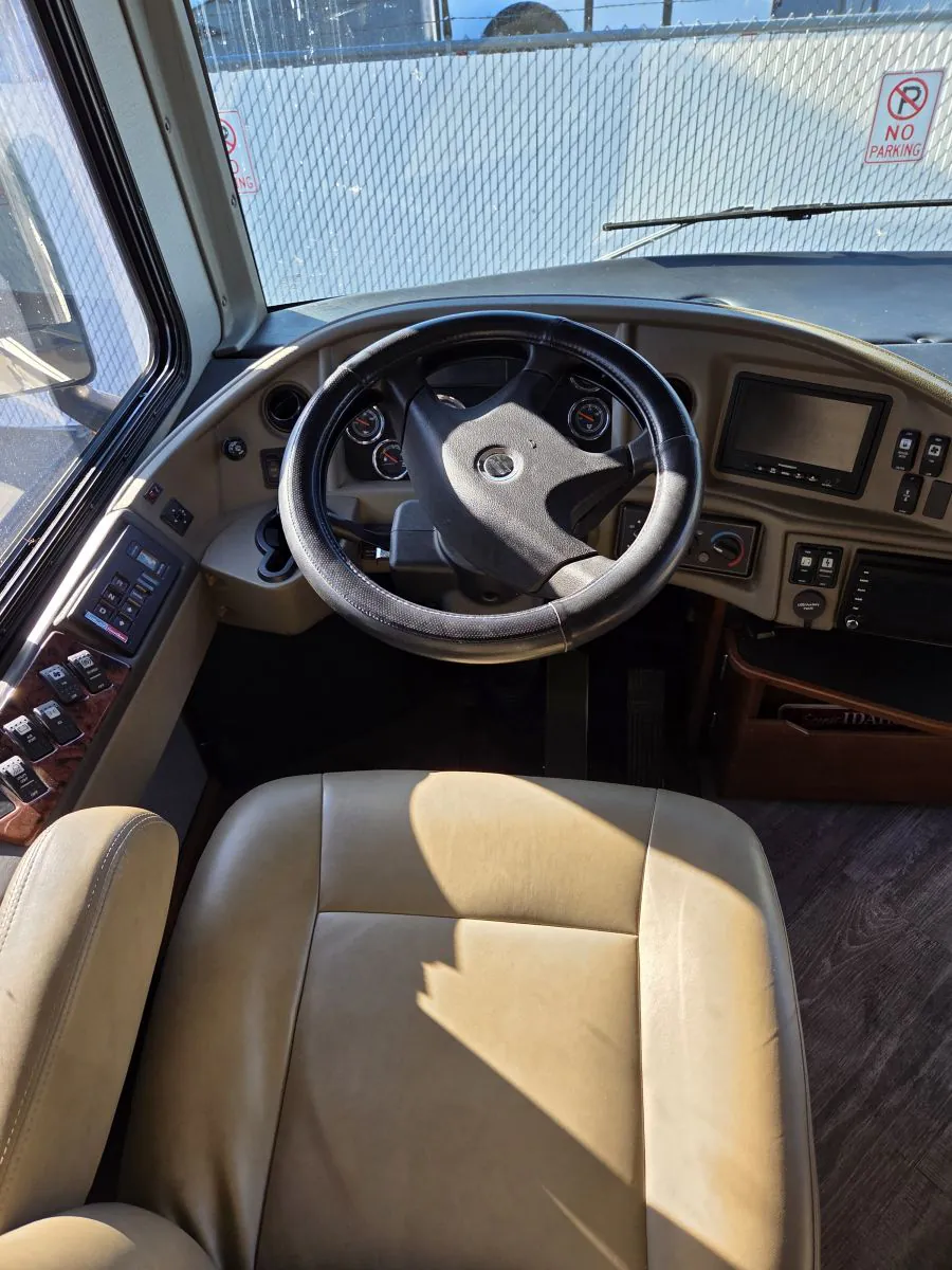 2016 Fleetwood Pace Arrow LXE 38K, Photos photo 13