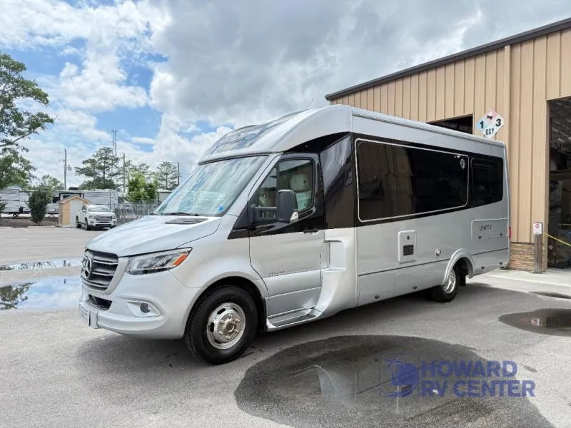 2022 Leisure Travel Unity 24TB - Photo 2