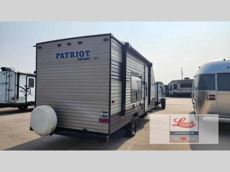2018 Forest River RV Cherokee Cascade 16FQ - Photo 4