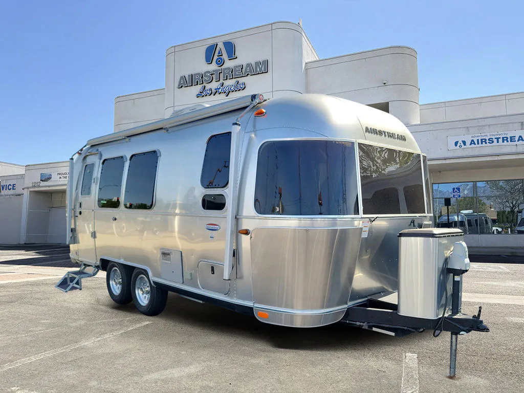 2018 Airstream Flying Cloud 30FB Bunk - Photo 3