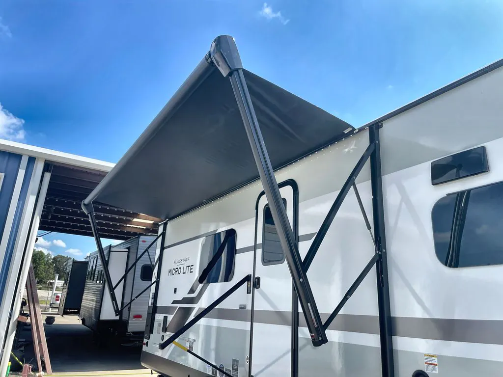 2027 Forest River Flagstaff Micro Lite 25MBR - Photo 4