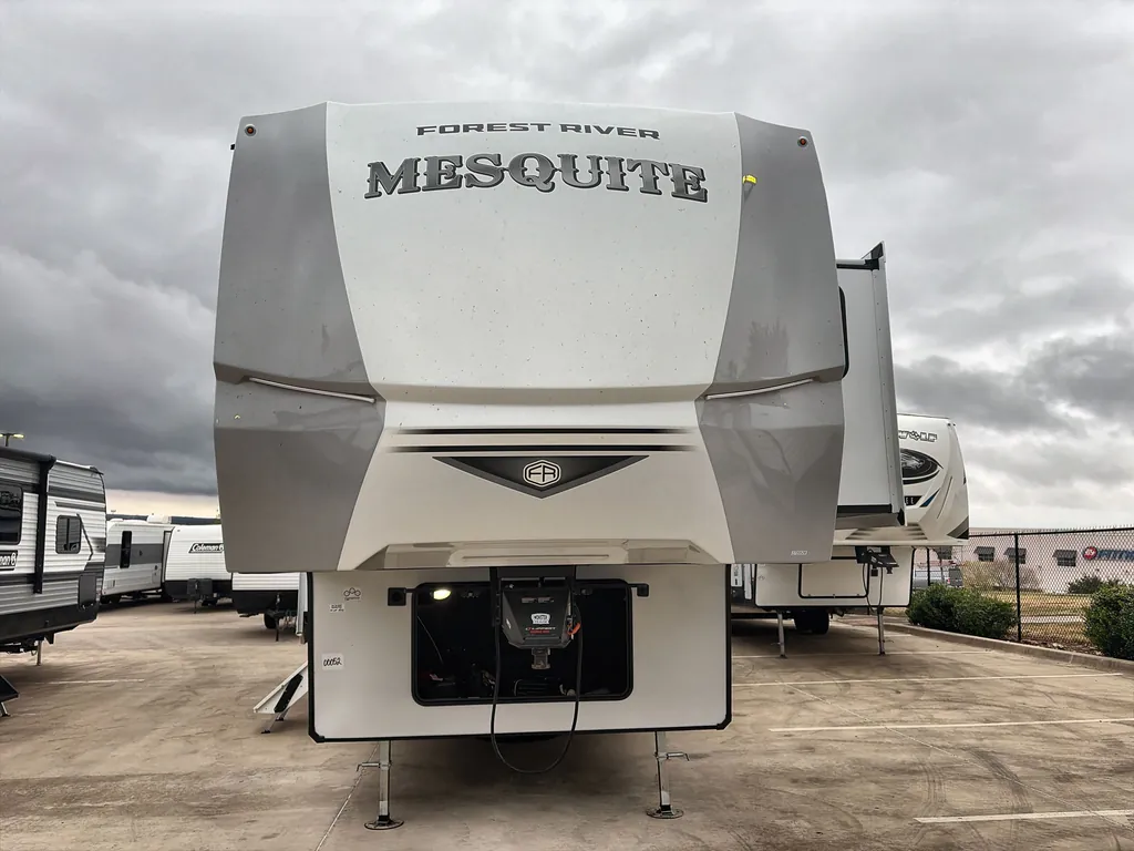 2027 Forest River Mesquite 3130ML, Photos photo 4