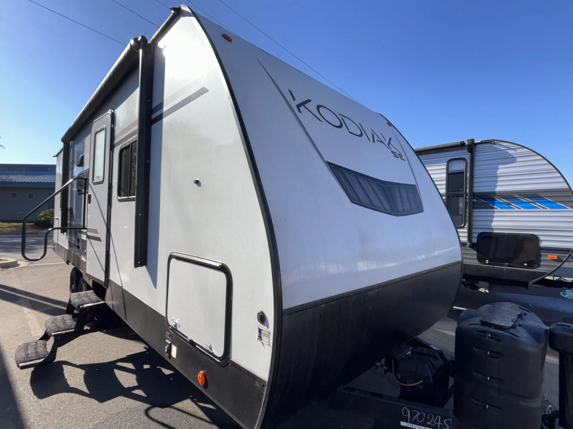 2023 Dutchmen Kodiak SE 24SBH - Photo 2