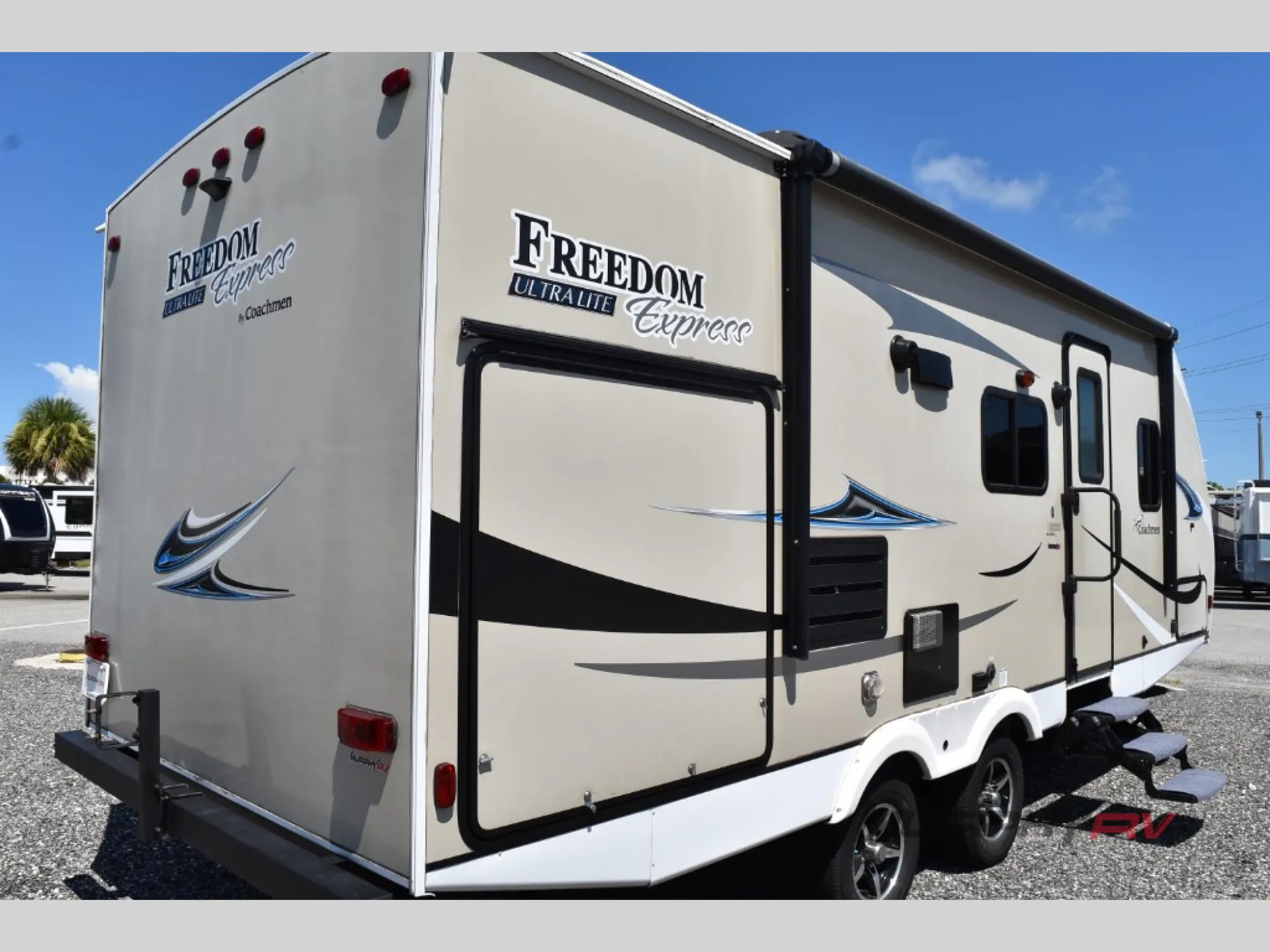 2021 Coachmen Freedom Express Ultra Lite 231 RBDS - Photo 3