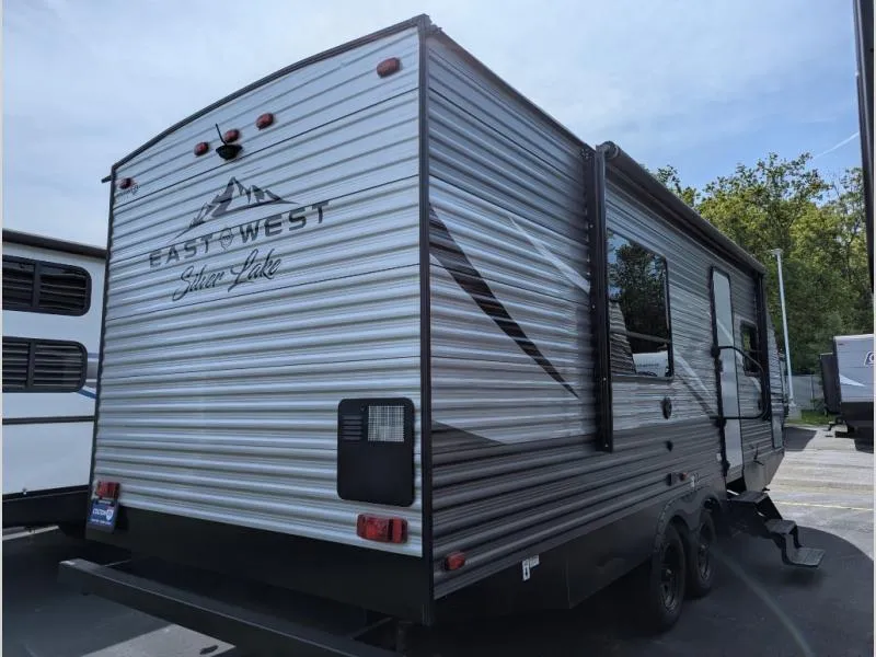 2021 East to West Silver Lake 25KRB - Photo 3