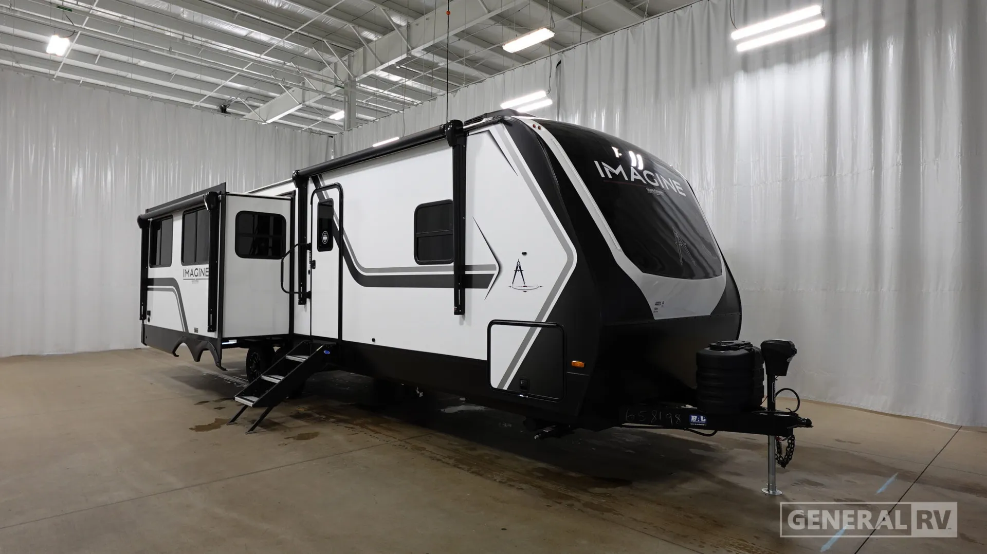 2026 Grand Design Imagine 2970RL - Photo 2