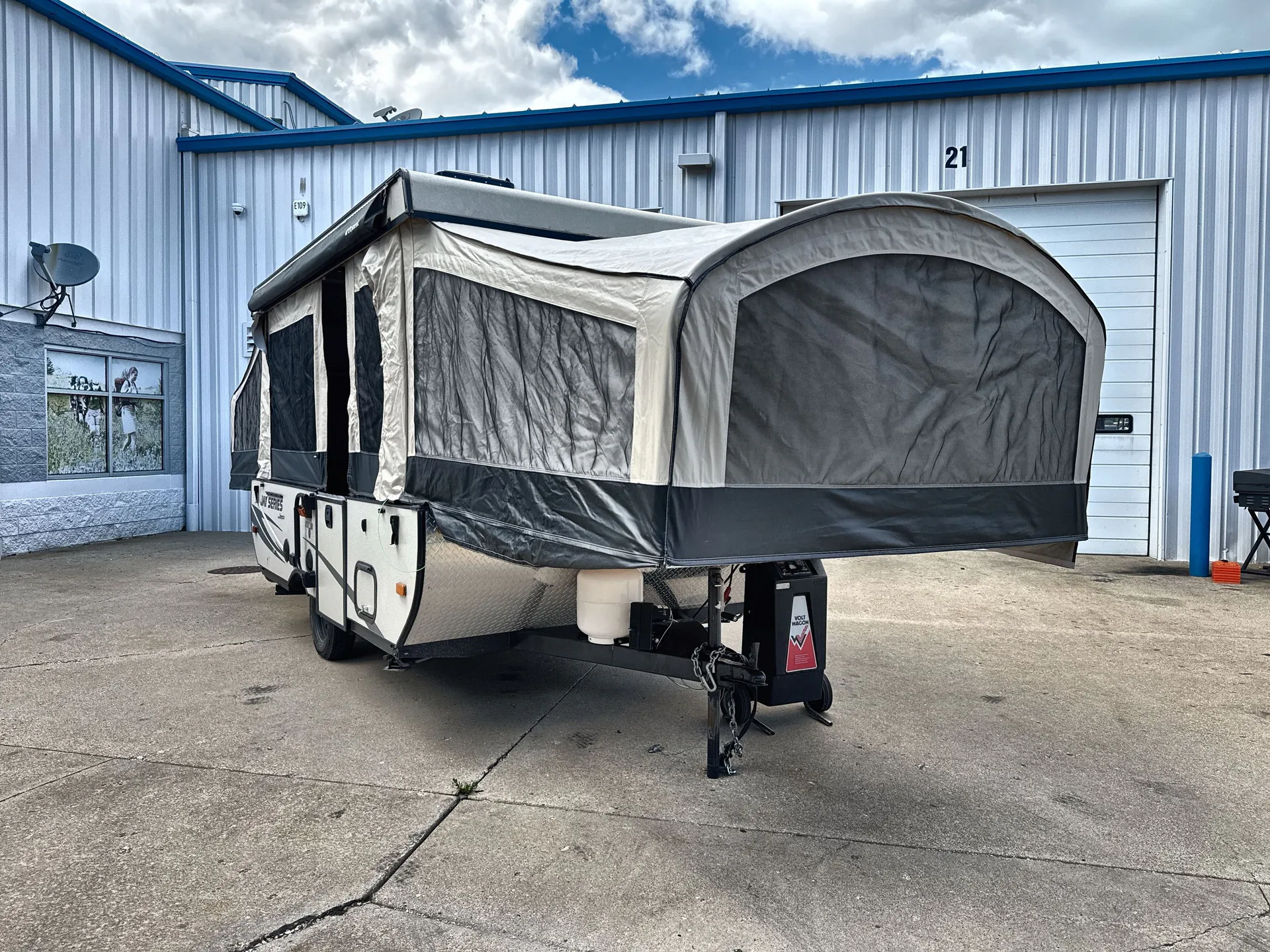 2016 Jayco Jay Series 1207UD - Photo 2