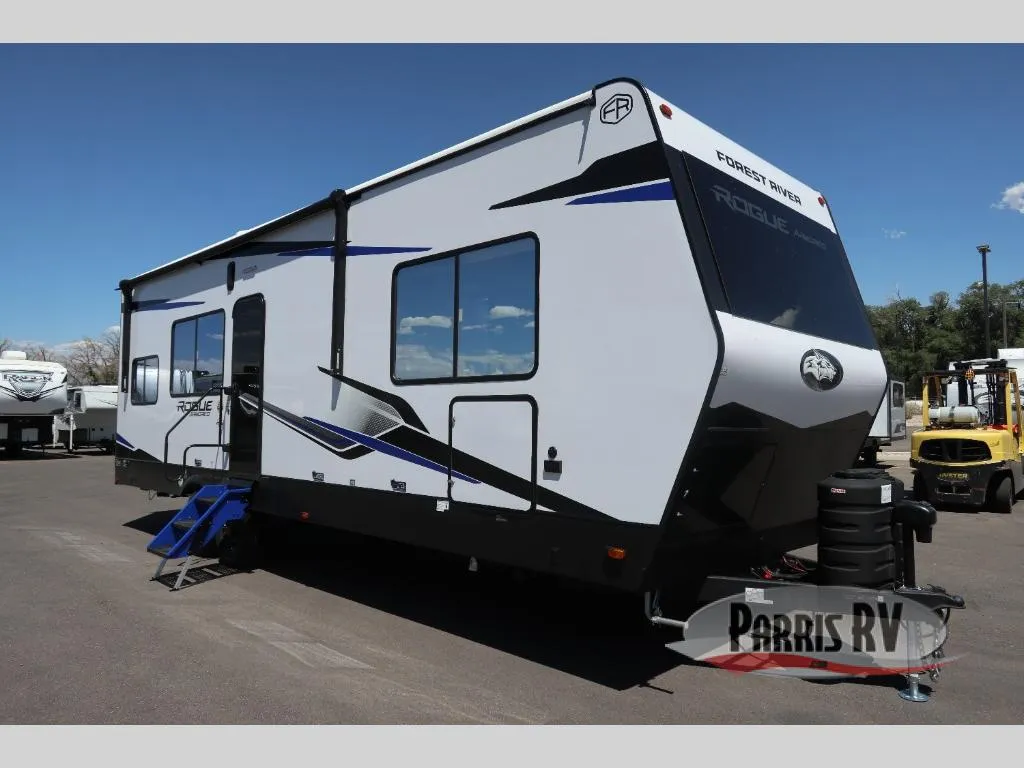 2026 Forest River Vengeance Rogue Armored 26L140 - Photo 2
