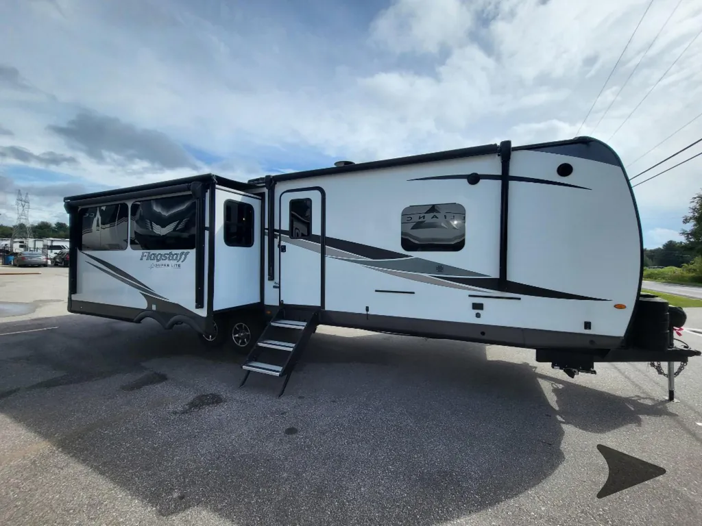 2023 Forest River Flagstaff Super Lite 29RLBS, Photos photo 3