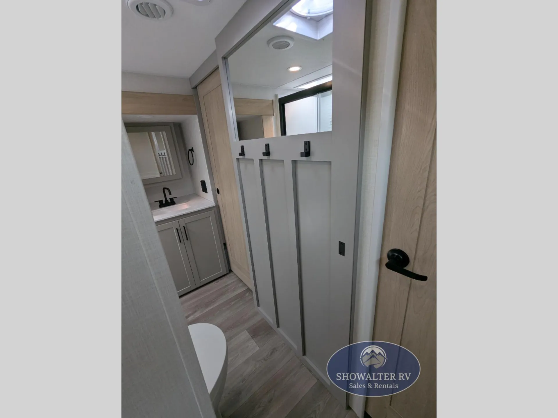 2027 K-Z Ridgeway 36MBL - Photo 3