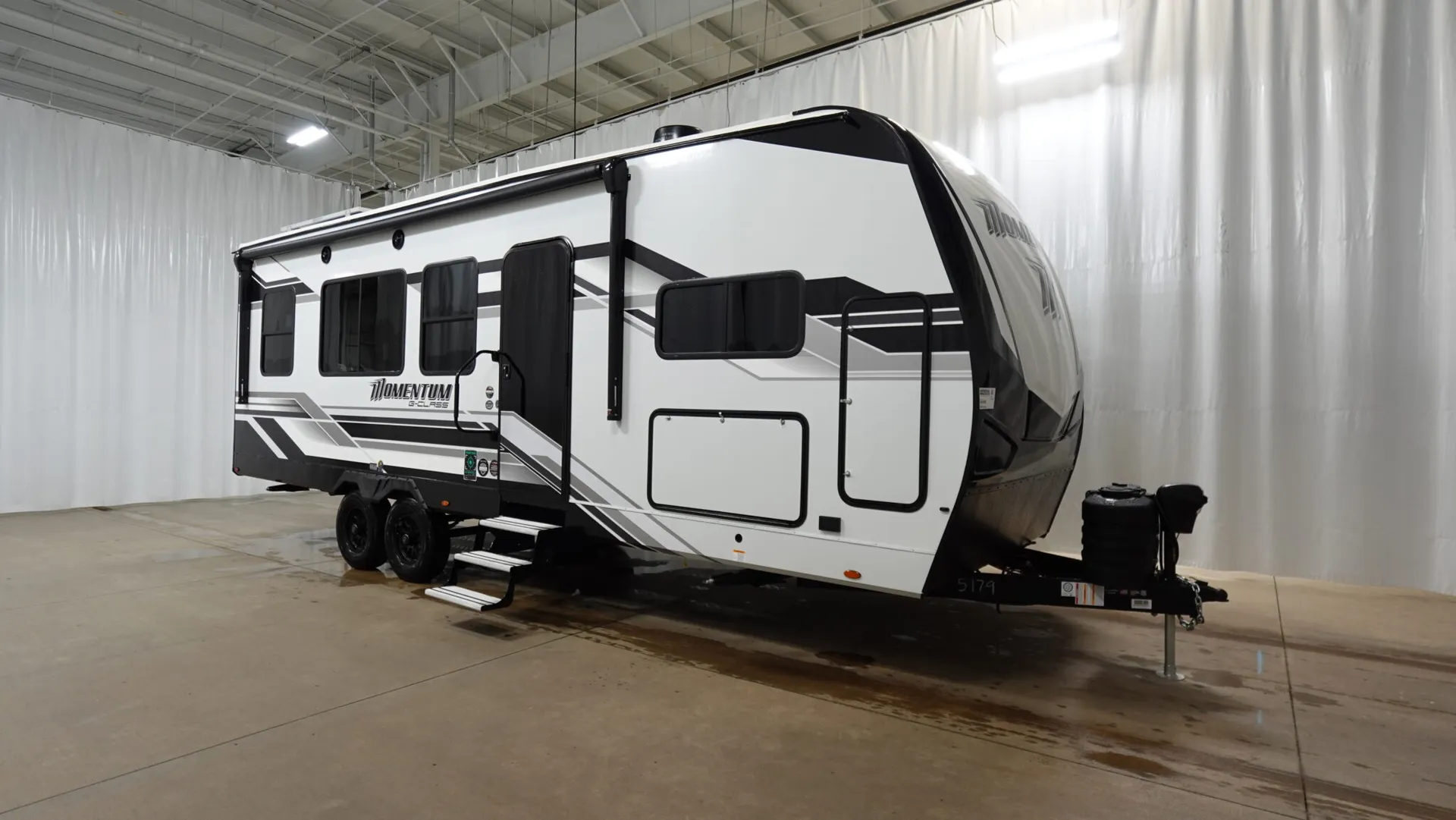 2026 Grand Design Momentum G-Class 25G - Photo 2