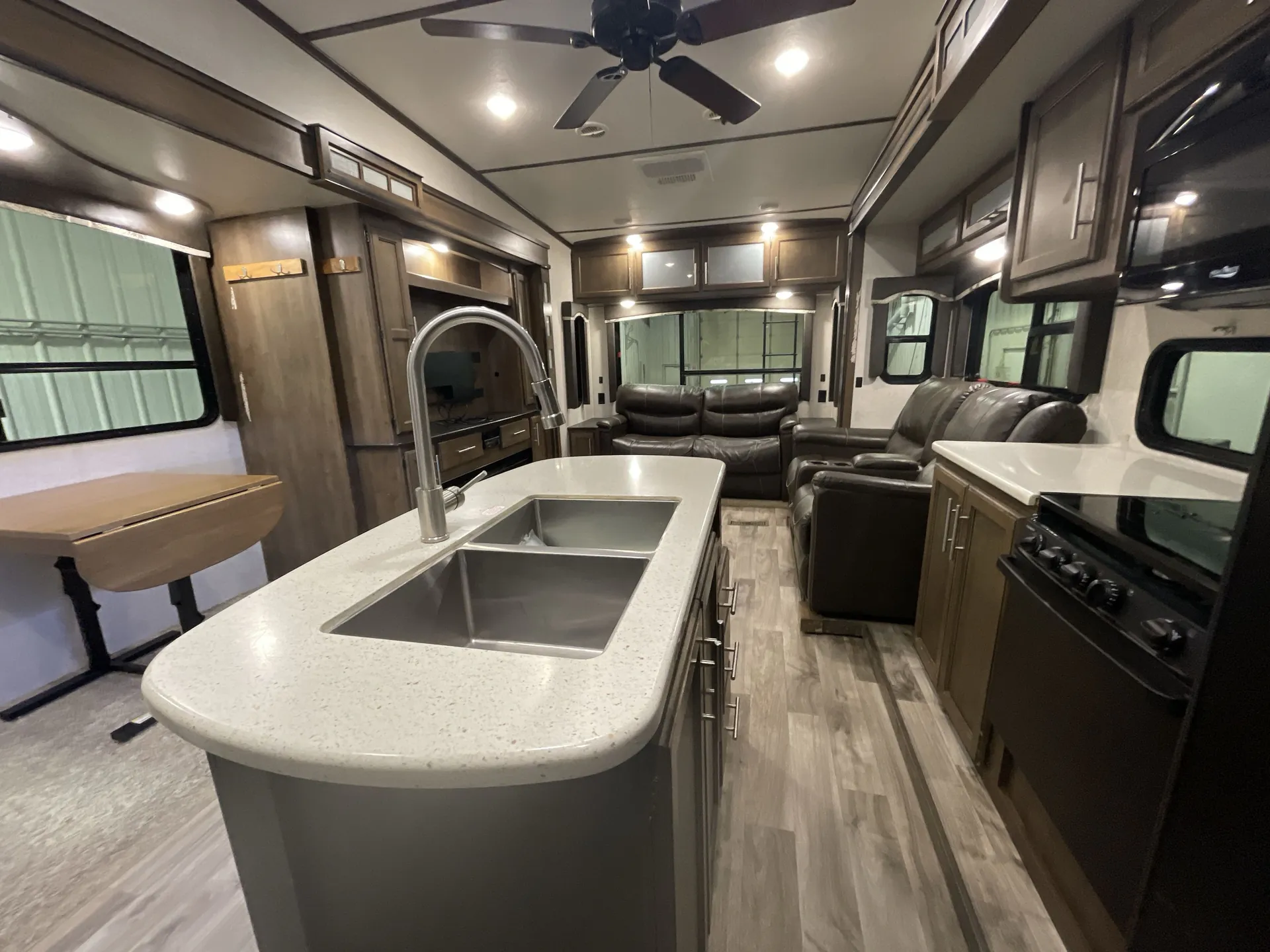 2019 Keystone Cougar 338RLK — living area main