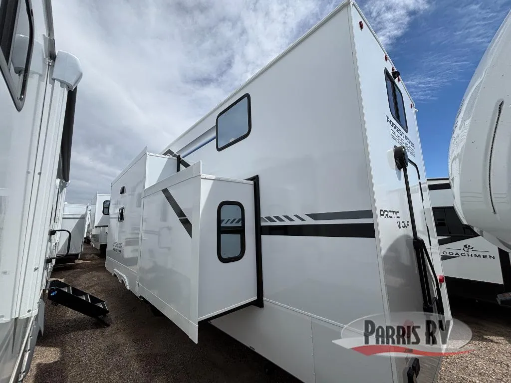 2026 Forest River Cherokee Arctic Wolf 38DST - Photo 4