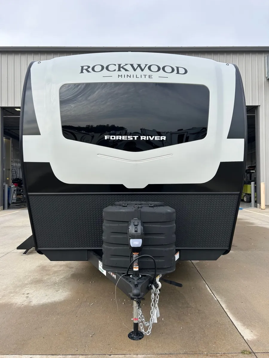 2026 Forest River Rockwood Mini Lite 2522FB - Photo 3