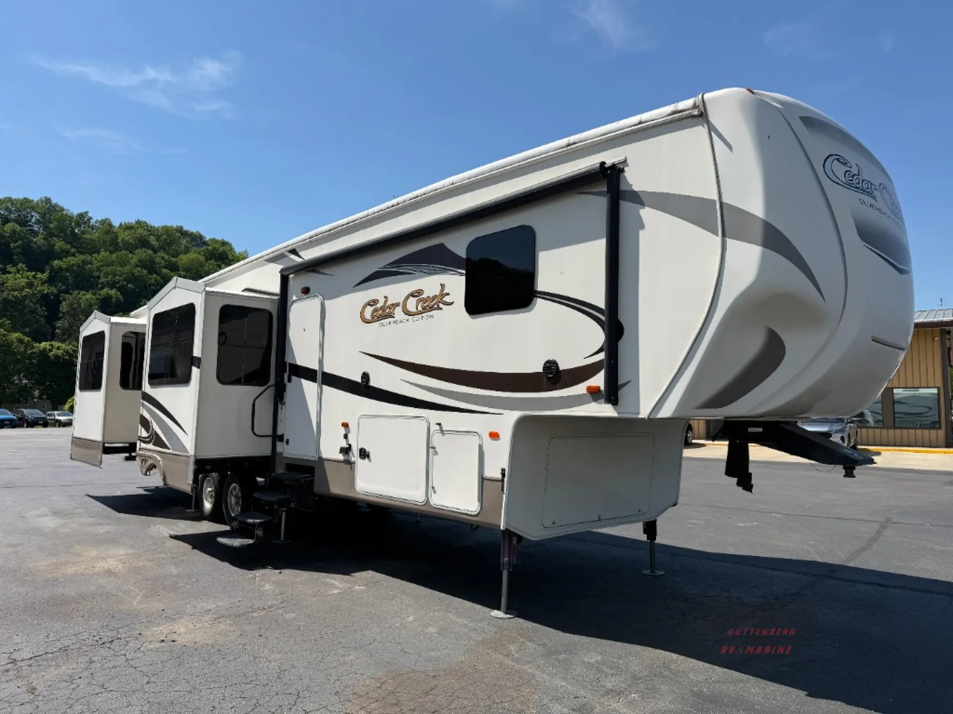 2016 Forest River Cedar Creek Silverback 37RL - Photo 2