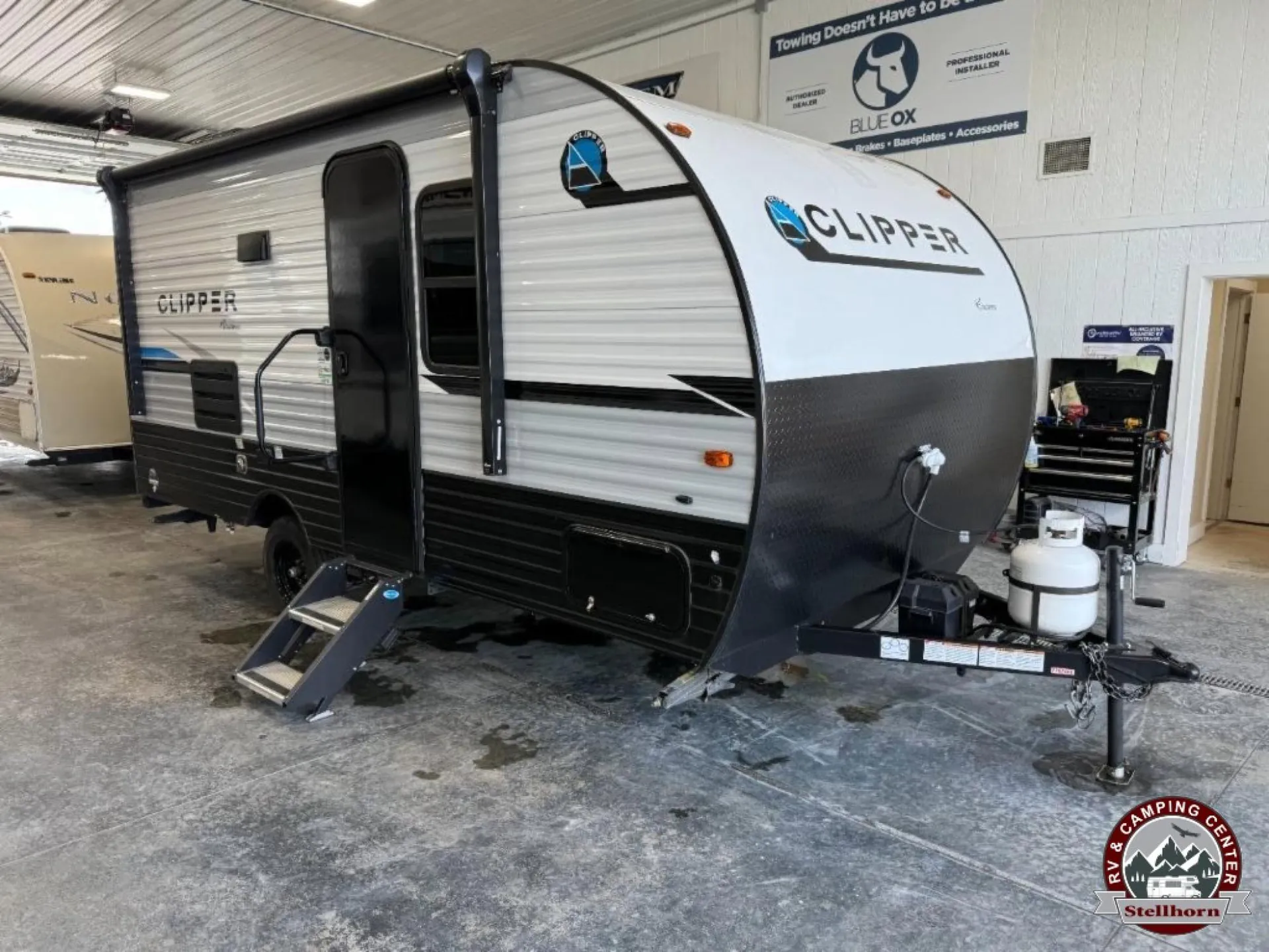 2023 Coachmen Clipper 18FQ - Photo 2