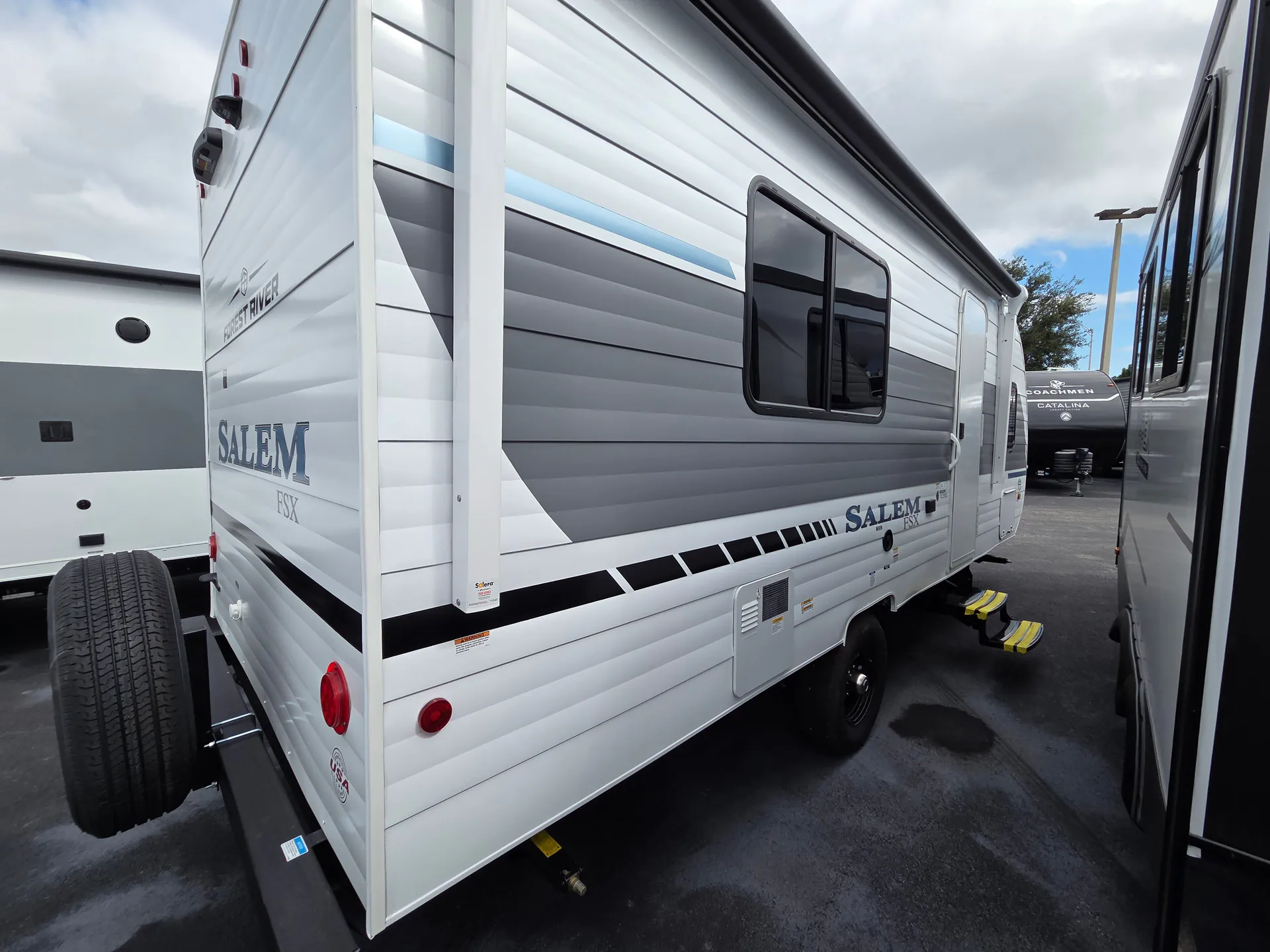 2026 Forest River Salem FSX 177ICE — Photo 6
