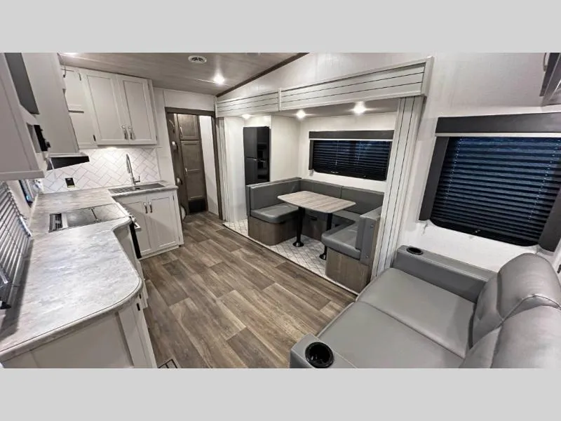 2023 Keystone Cougar Sport 2700BH - Photo 4