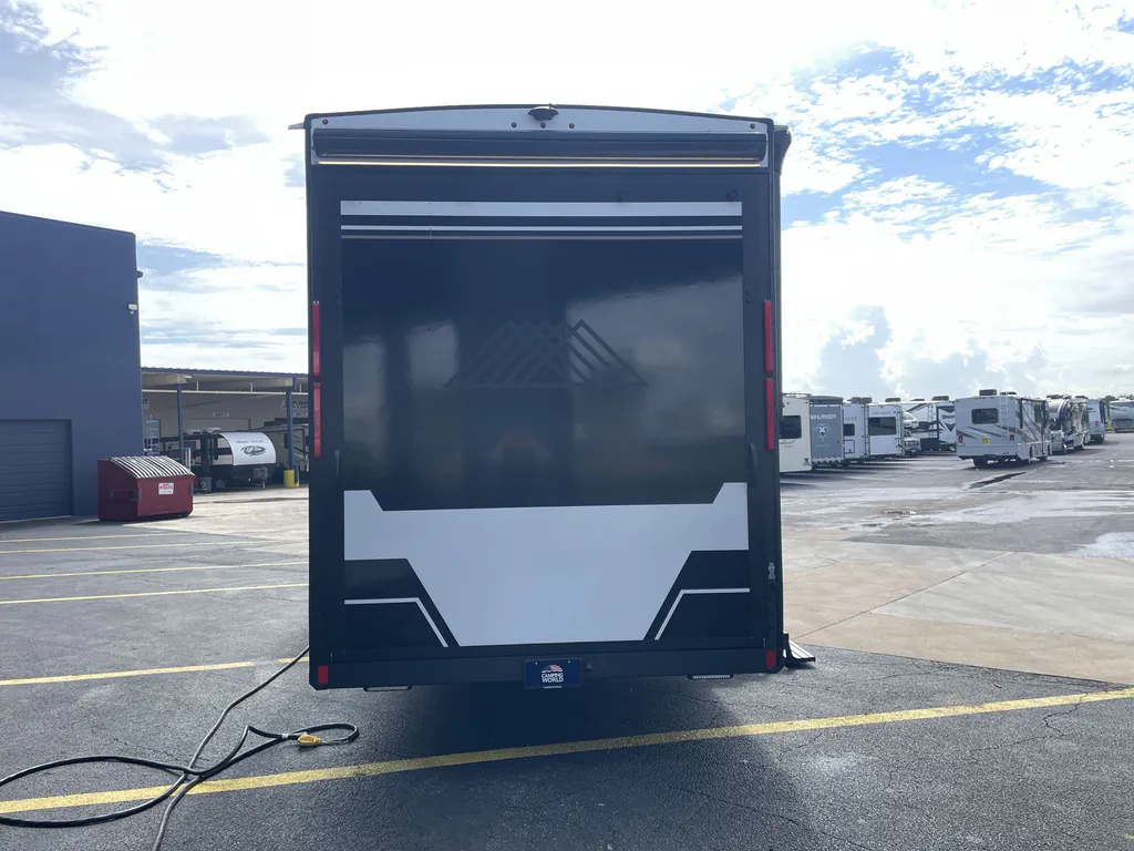 2025 Brinkley Model G 4100, Photos photo 7