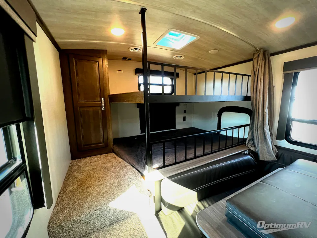 2022 Keystone Cougar Half-Ton 30BHS, Photos photo 14