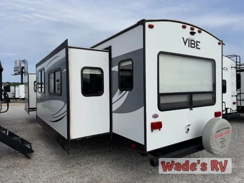 2017 Forest River RV Vibe 278RLS - Photo 2