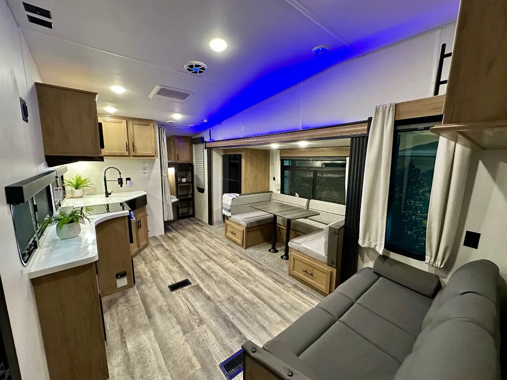 2023 Forest River Cherokee Black Label 265GDKBL - Photo 3