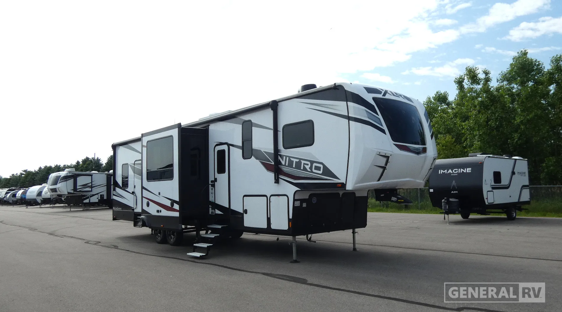 2023 Forest River XLR Nitro 351 - Photo 2