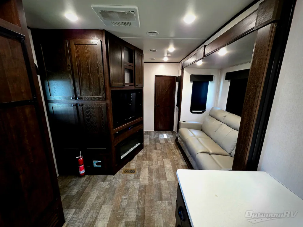 2021 Forest River XLR Hyperlite 3310, Photos photo 4