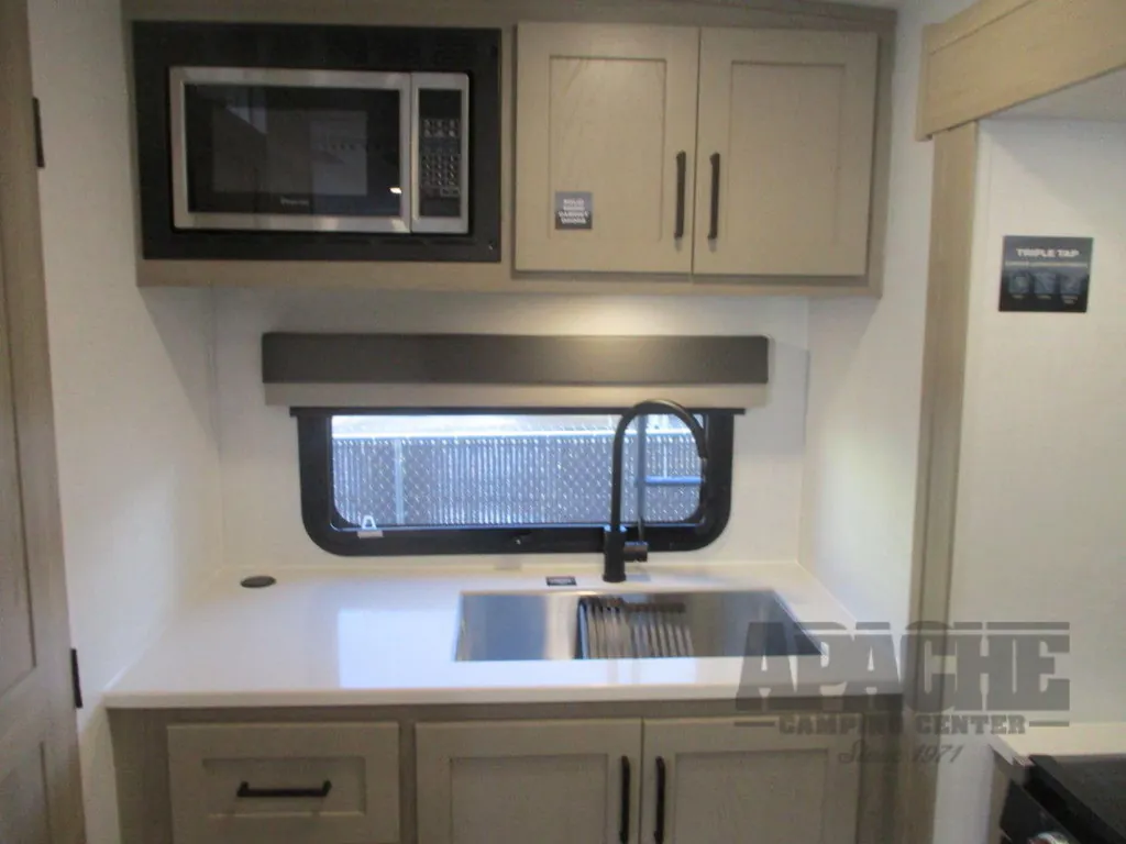 2026 Forest River Flagstaff Micro Lite 25FBD, Photos photo 23