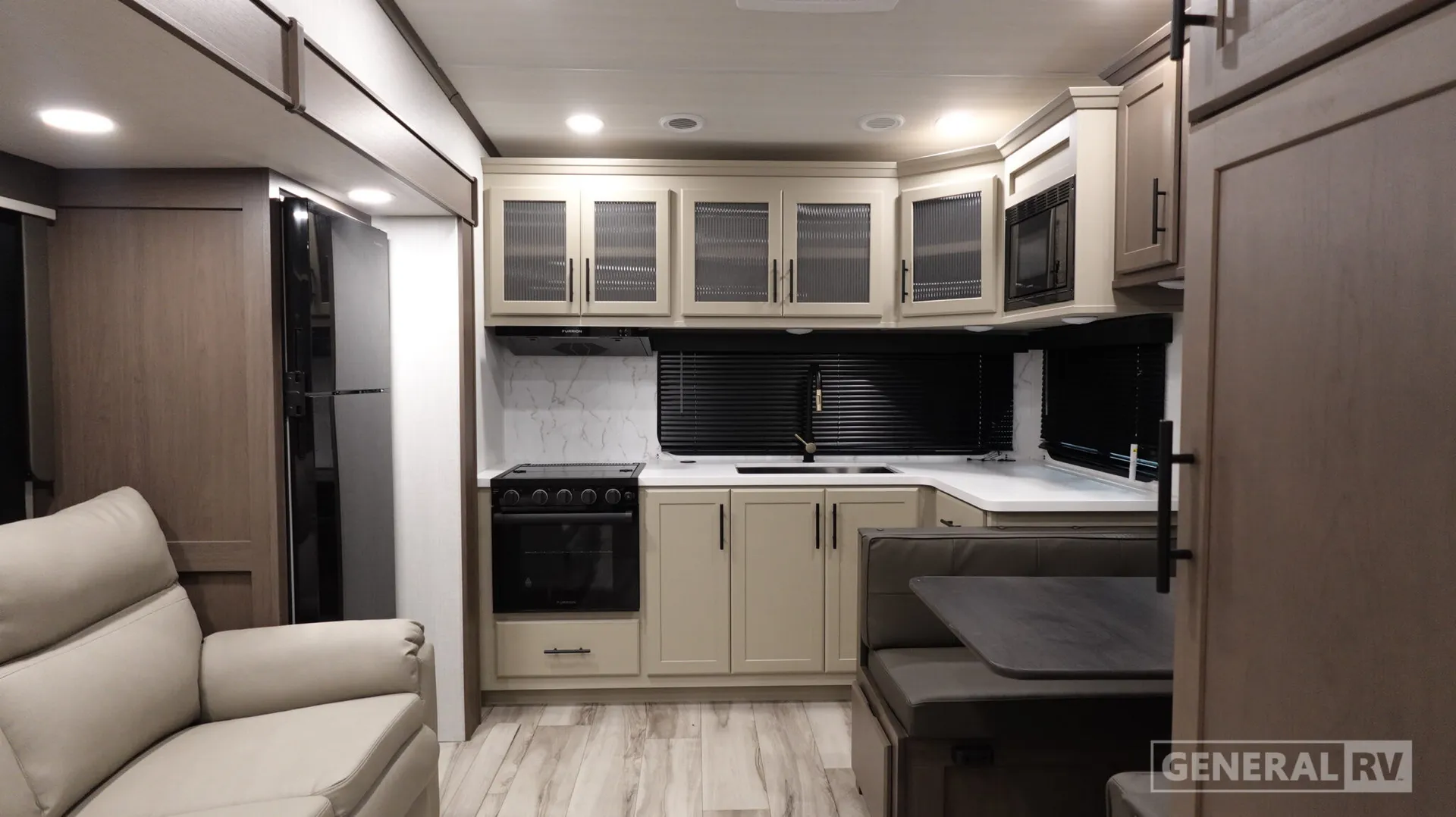 2027 Keystone Cougar Half-Ton 29MBD - Photo 3