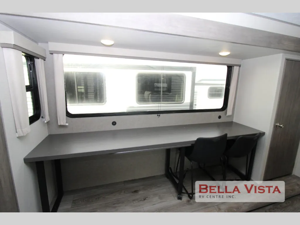 2026 Coachmen Catalina Legacy Edition 323MAZE, Photos photo 6