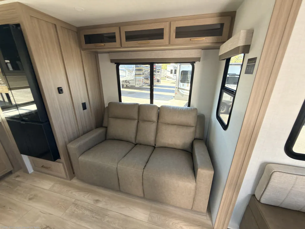 2027 Forest River Rockwood Signature 301SRK, Photos photo 21