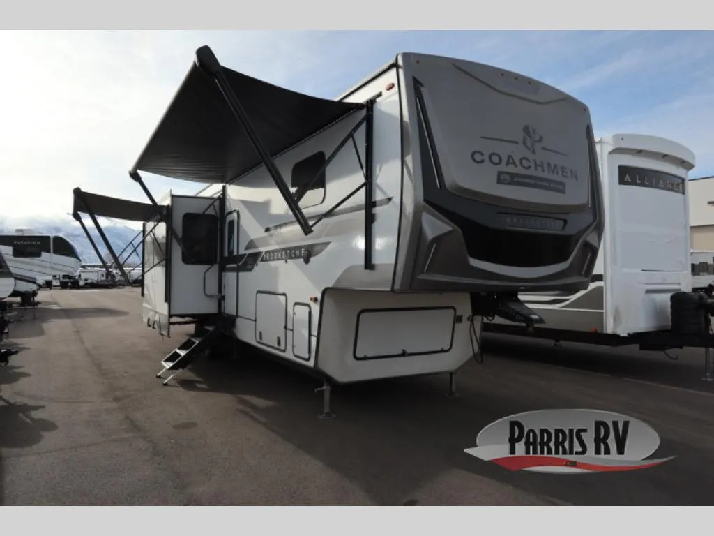 2025 Coachmen Brookstone 318RLL - Photo 2