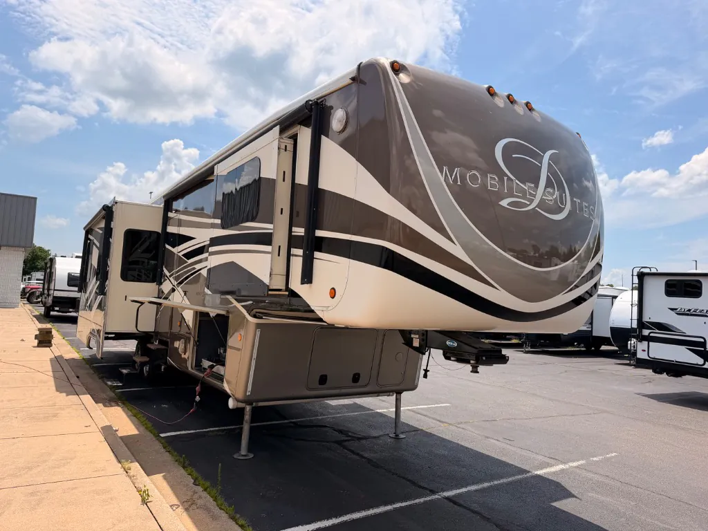 2016 DRV Mobile Suites 40KSSB4 - Photo 2