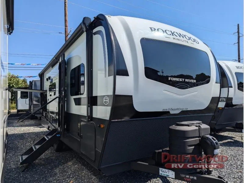 2026 Forest River Rockwood Mini Lite 2513S - Photo 2