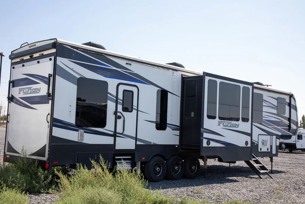 2018 Keystone Fuzion 417 - Photo 4